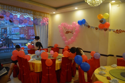 泳池設(shè)備廠(chǎng)家